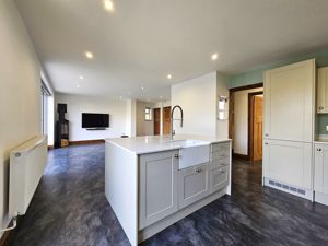 Photo 17- click for photo gallery